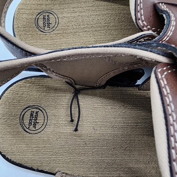 NWT Wonder Nation Brown Boys Fisherman Sandals - Picture 4 of 5